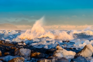 Jokulsarlon-Glacier-Iceland-Beach